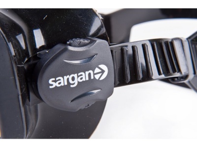 Маска sargan селигер черный силикон безрамочная